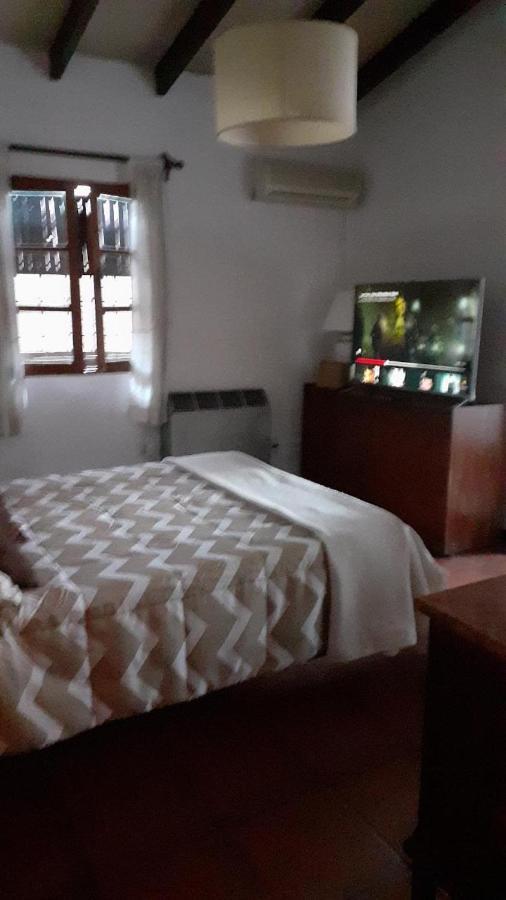 Casa Confortable - Parque Central - Estacionamiento, Patio, 3 Banos, 5 Habitaciones - La Cieneguita Ngoại thất bức ảnh