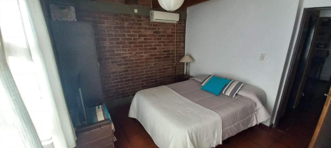 Casa Confortable - Parque Central - Estacionamiento, Patio, 3 Banos, 5 Habitaciones - La Cieneguita Ngoại thất bức ảnh